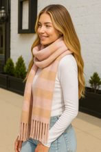 Load image into Gallery viewer, CHECKERED PATTERN SCARF SCARVES