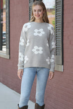 Load image into Gallery viewer, DAISY PATTERN SWEATER APPAREL