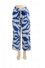 Load image into Gallery viewer, LEAF PATTERN PANTS BLUE APPAREL