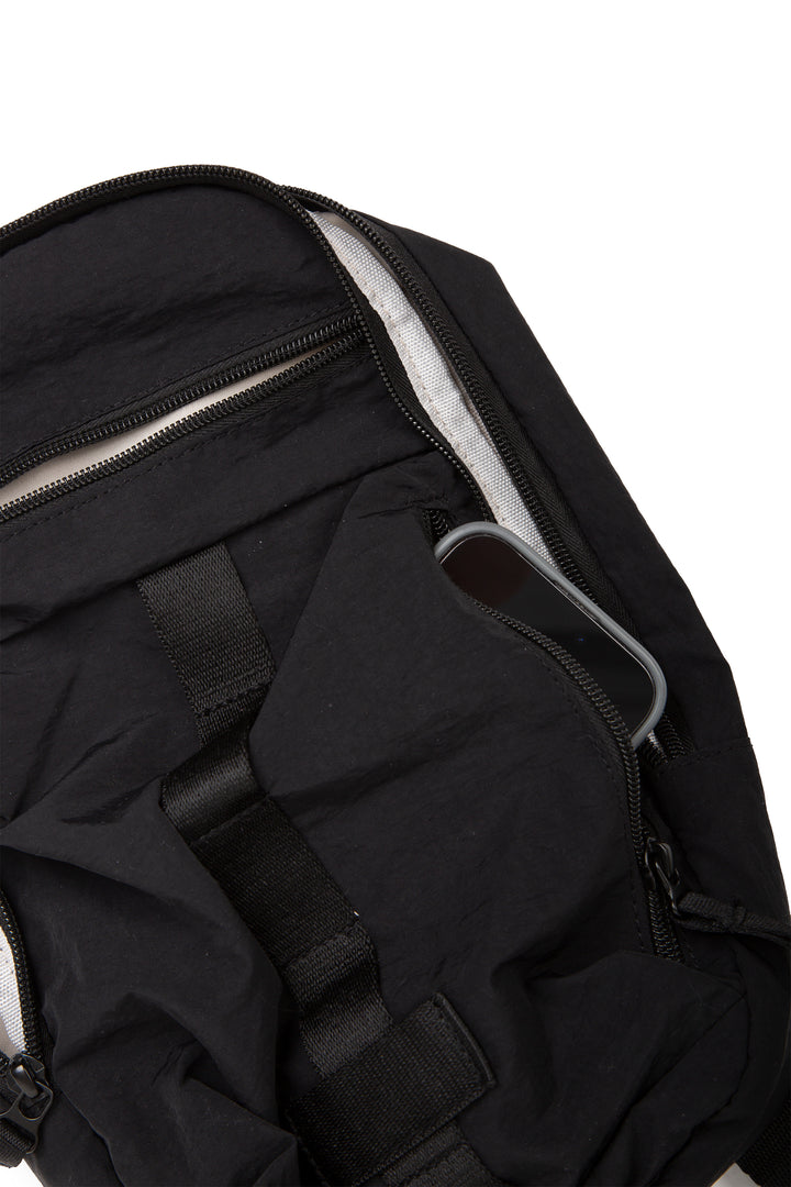 SOLID COLOR CROSSBODY SLING BAG
