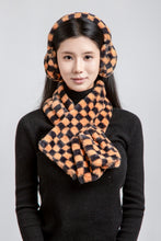 Load image into Gallery viewer, CHECKERED PATTERN SCARF
