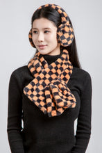 Load image into Gallery viewer, CHECKERED PATTERN SCARF
