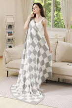 Load image into Gallery viewer, CHECKERED PATTERN THROW BLANKET

