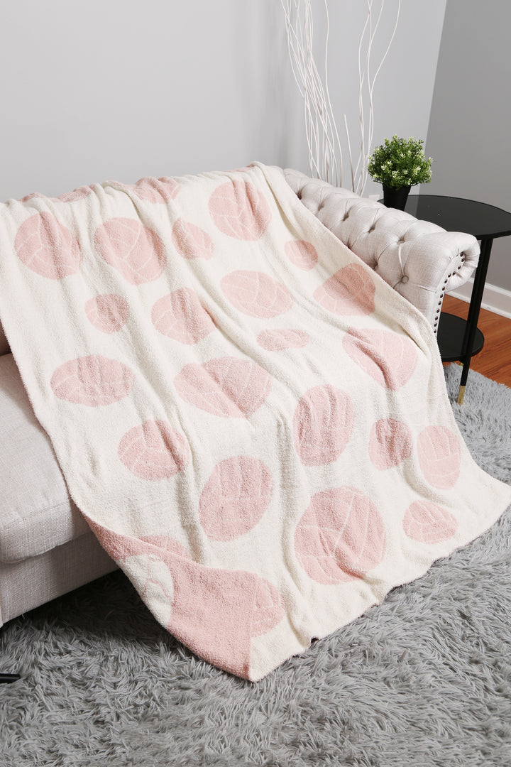 VOLLEYBALL PATTERN THROW BLANKET
