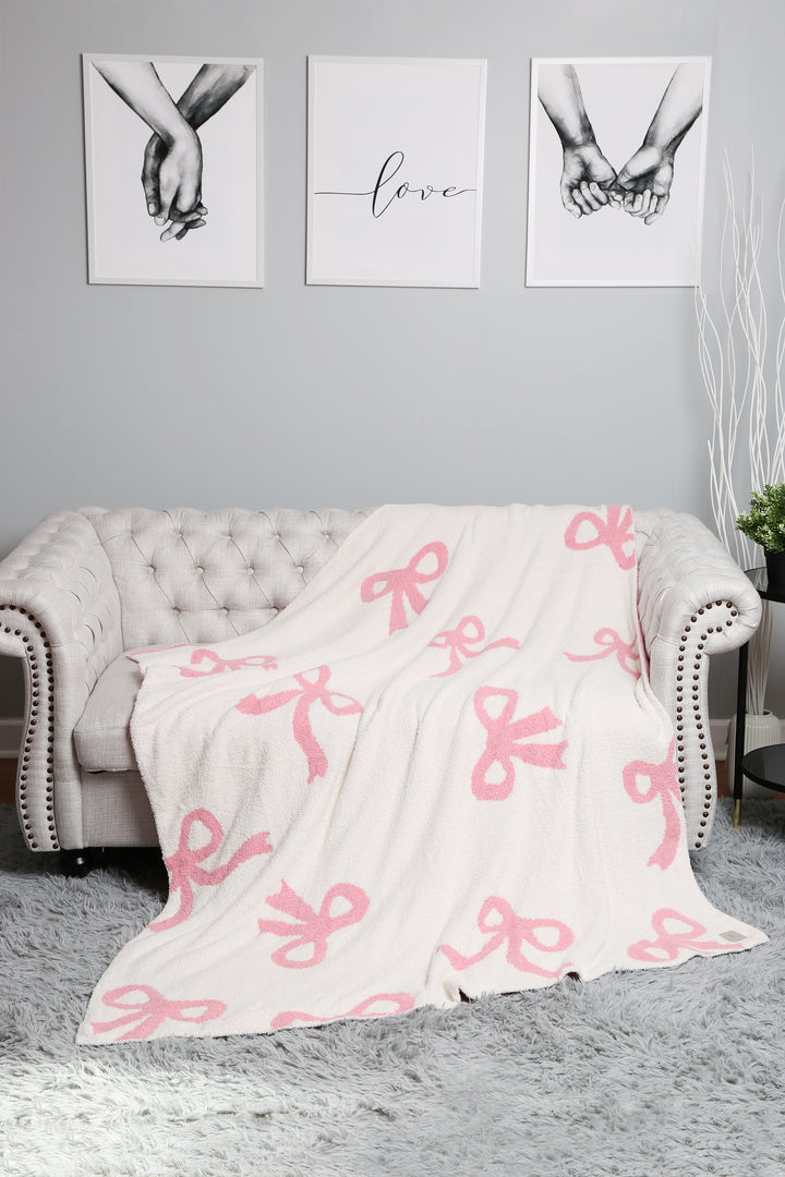 RIBBON PATTERN THROW BLANKET