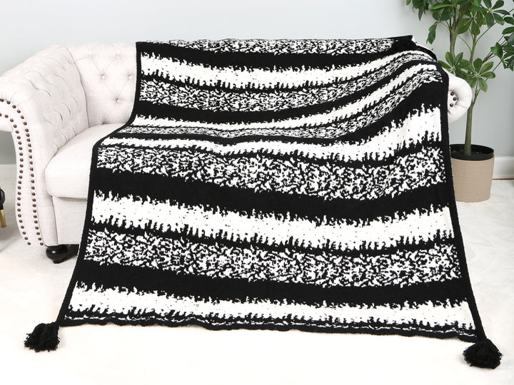 BRUSHED STRIPED PATTERN THROW BLANKET W/ TASSELS