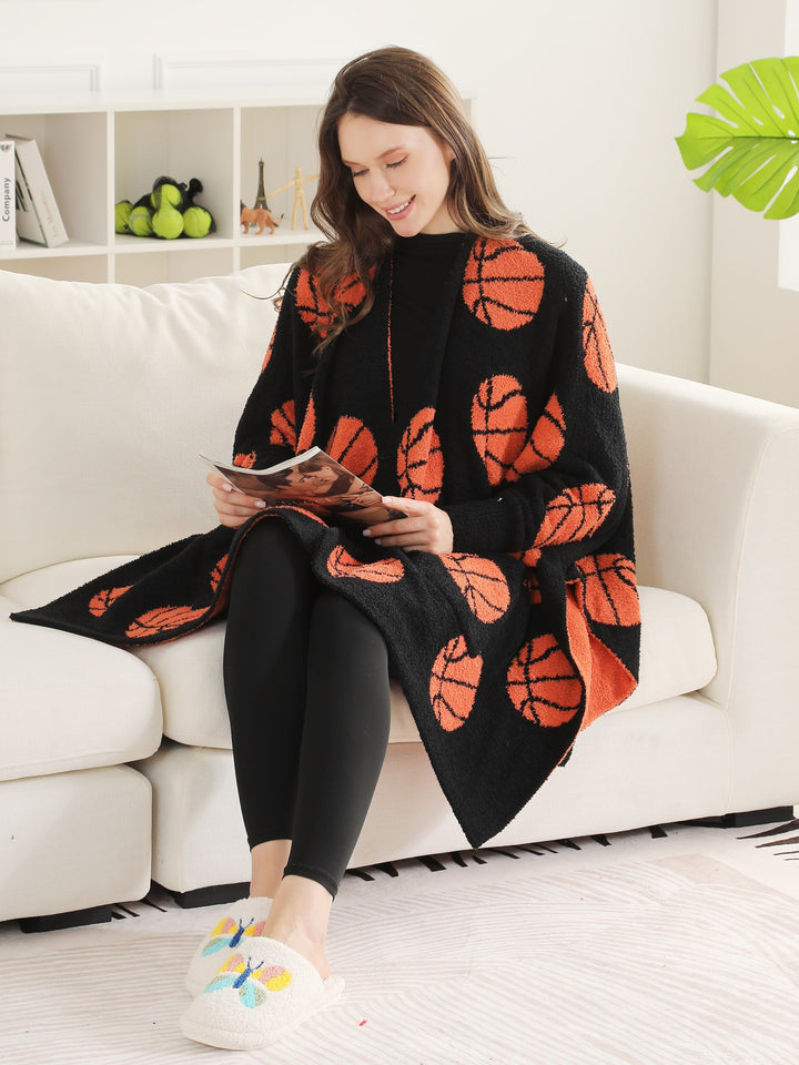 SPORTS PATTERN WEARABLE BLANKET RUANA