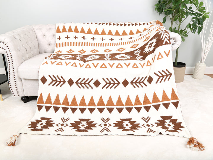 TRIBAL PATTERN THROW BLANKET W/ TASSELS