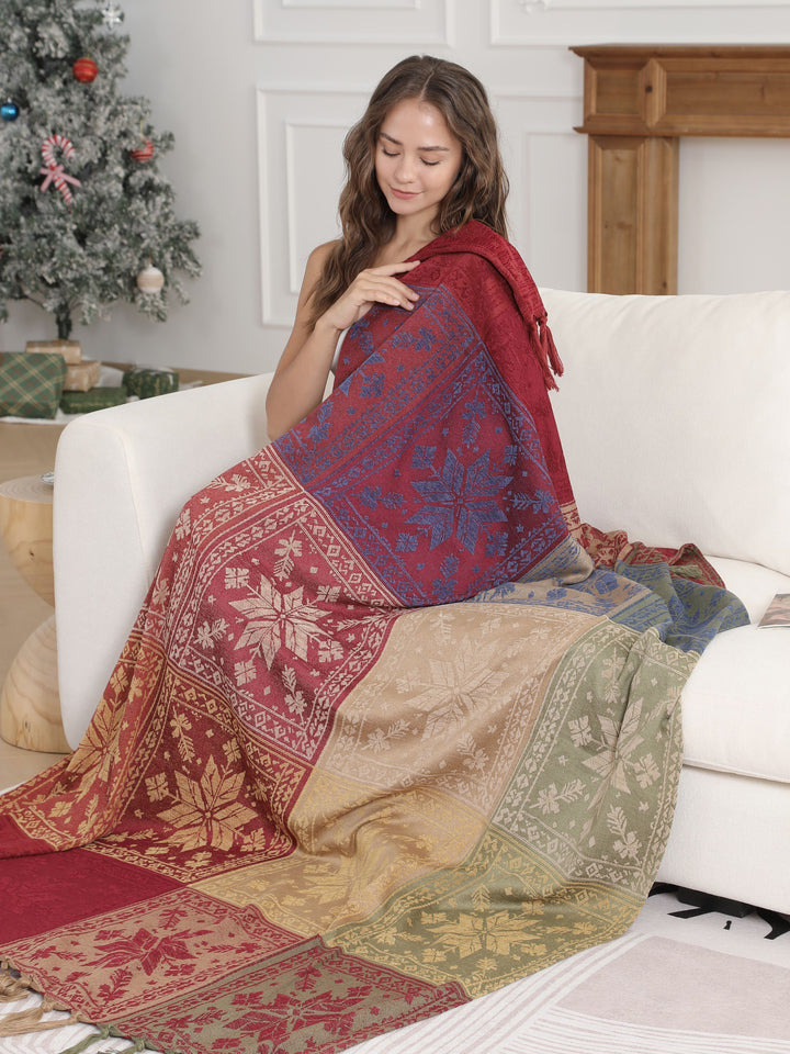SNOWFLAKE PATTERN THROW BLANKET W/ FRINGE