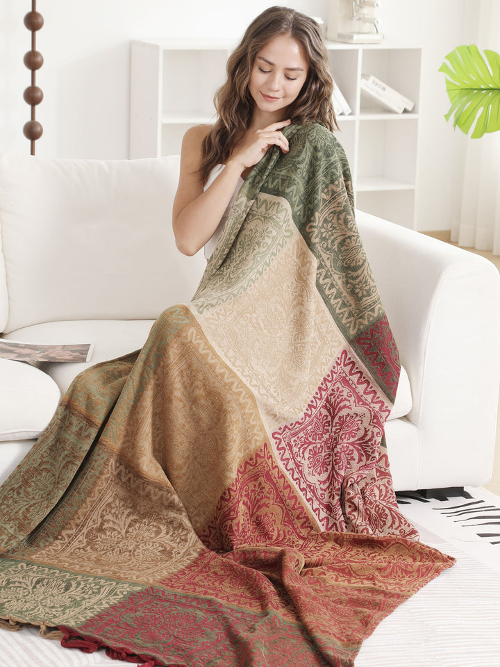 FLORAL PATTERN THROW BLANKET W/ FRINGE