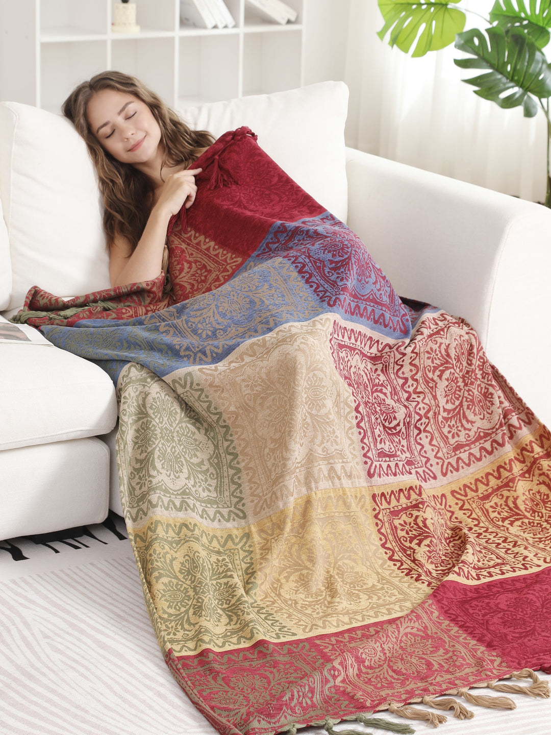 FLORAL PATTERN THROW BLANKET W/ FRINGE