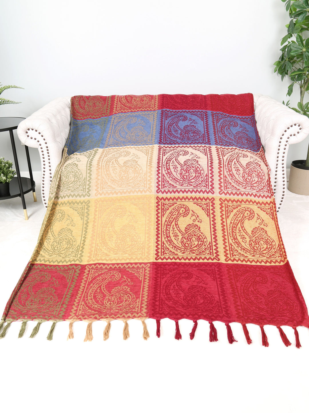 PAISLEY PATTERN THROW BLANKET W/ FRINGE