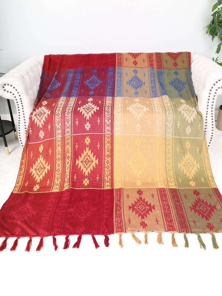 TRIBAL PATTERN THROW BLANKET W/ FRINGE
