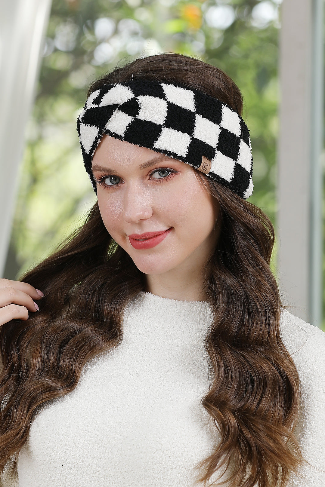 CHECKERED PATTERN TWIST KNOT HEADBAND