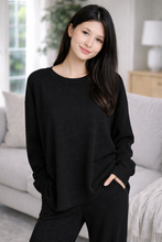Load image into Gallery viewer, SOLID COLOR SWEATER
