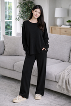 Load image into Gallery viewer, SOLID COLOR SWEATER
