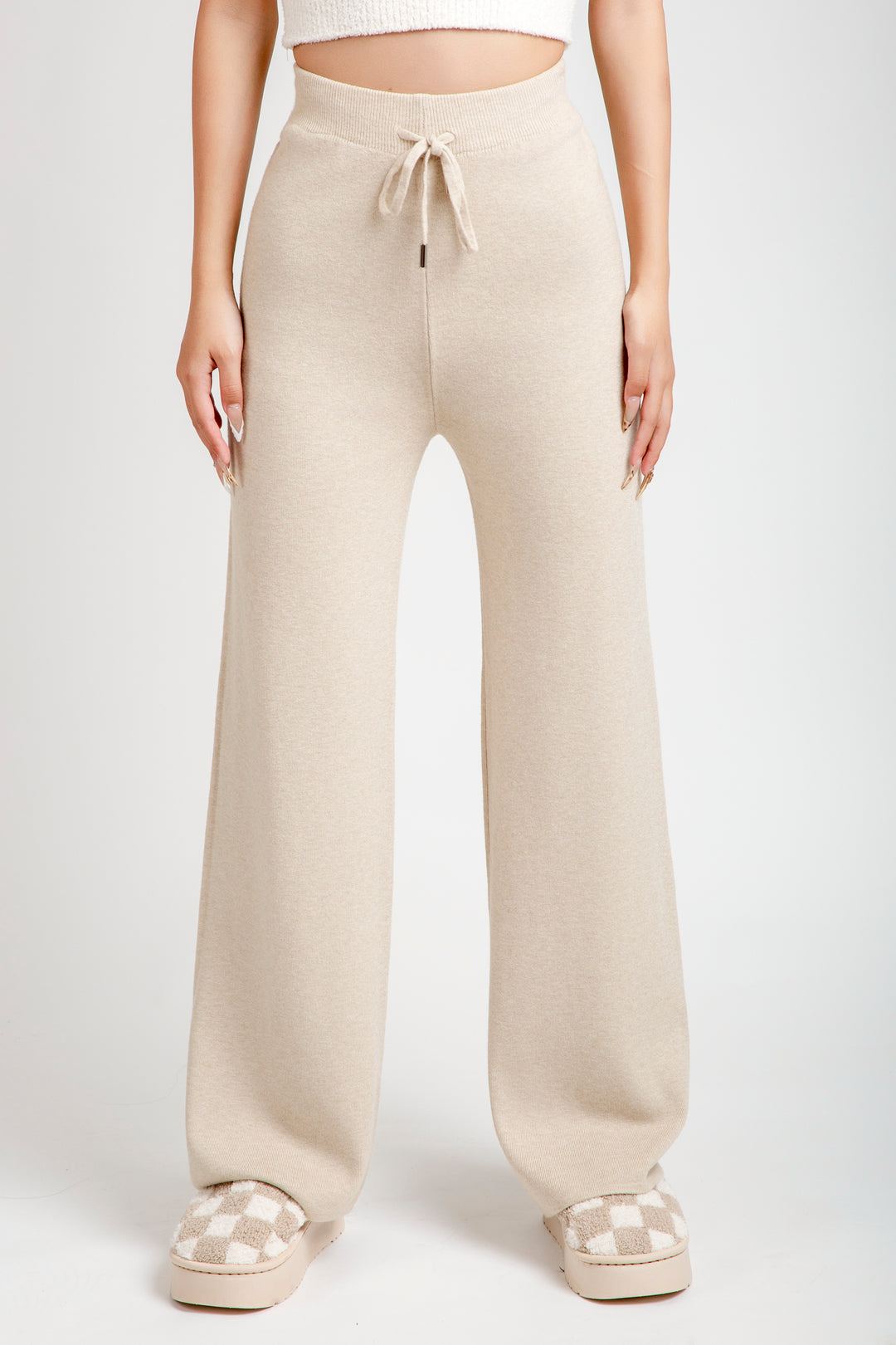 SOLID COLOR KNITTED PANTS