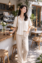 Load image into Gallery viewer, SOLID COLOR &amp; STRIPED PATTERN SHIRT
