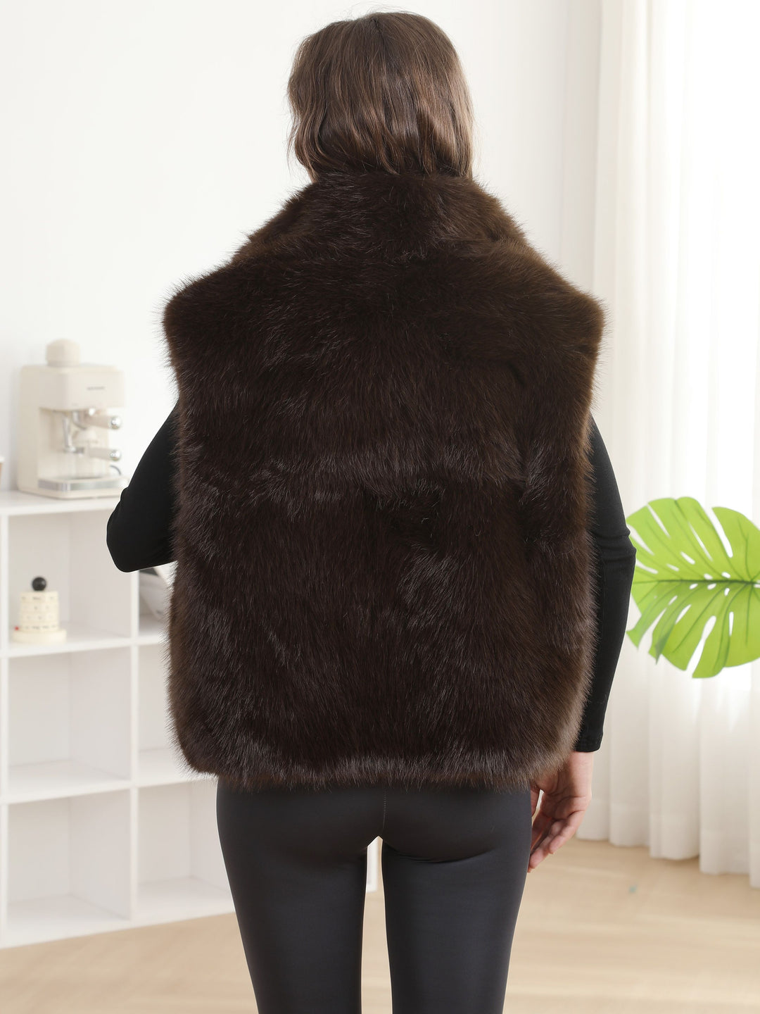 SOLID COLOR VEST
