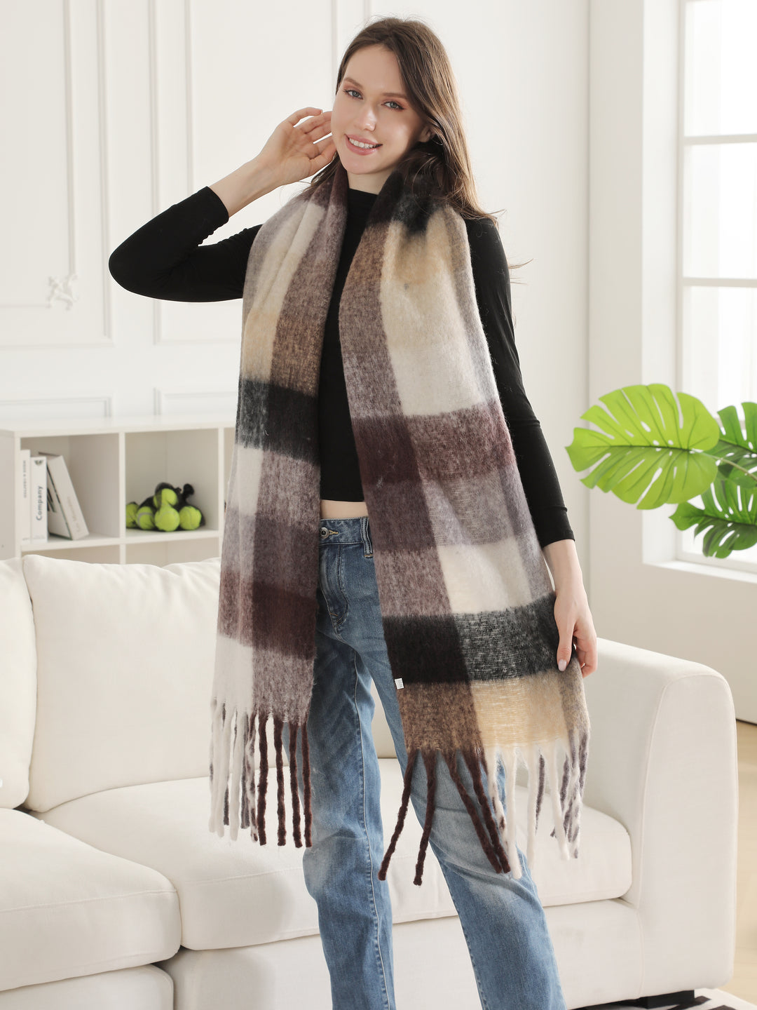 PLAID PATTERN SCARF