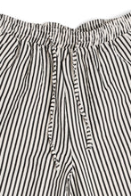 Load image into Gallery viewer, STRIPED PATTERN PANTS
