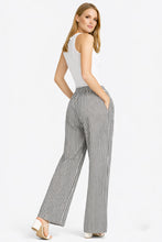 Load image into Gallery viewer, STRIPED PATTERN PANTS
