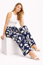 Load image into Gallery viewer, TROPICAL PATTERN PANTS
