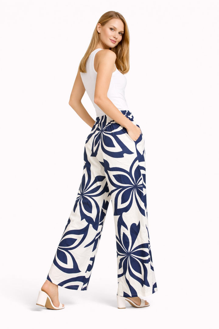 LEAF PATTERN PANTS