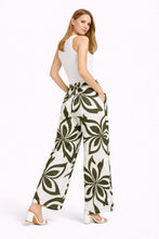 Load image into Gallery viewer, LEAF PATTERN PANTS

