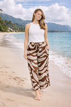 Load image into Gallery viewer, LEAF PATTERN PANTS
