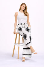 Load image into Gallery viewer, BOHO FLORAL PATTERN PANTS
