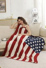 Load image into Gallery viewer, Jcl4331 Red/Navy Throw Blankets
