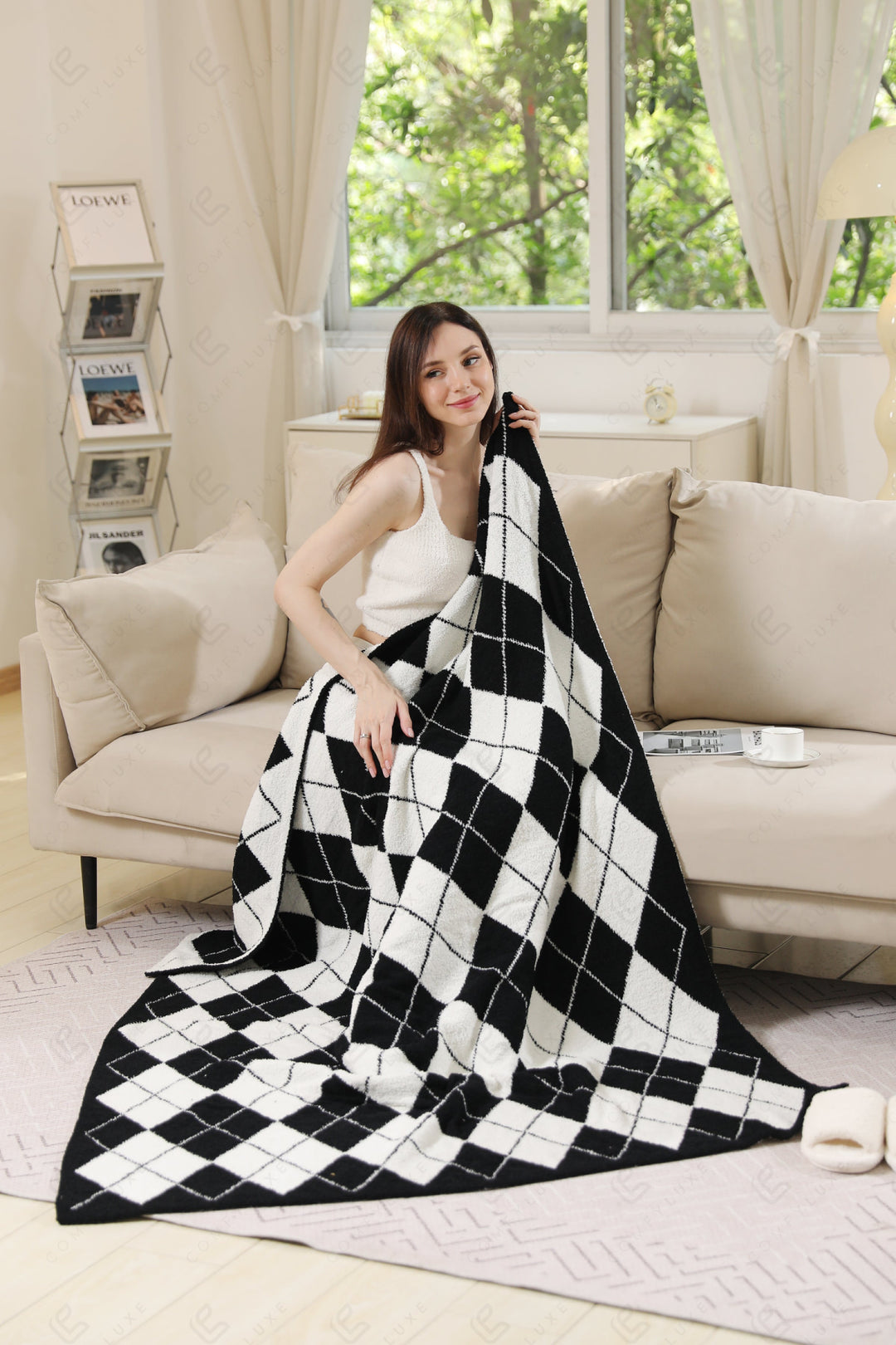 Jcl6036 Black Throw Blankets