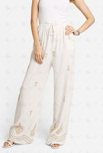 Load image into Gallery viewer, Pl218 Apparel
