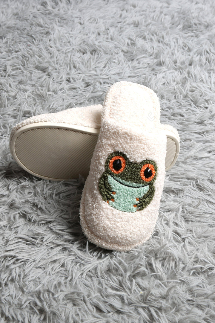 BUTTERFLY PATTERN SLIPPERS SLIPPERS/SLIDES