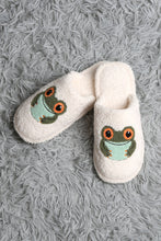 Load image into Gallery viewer, BUTTERFLY PATTERN SLIPPERS SLIPPERS/SLIDES
