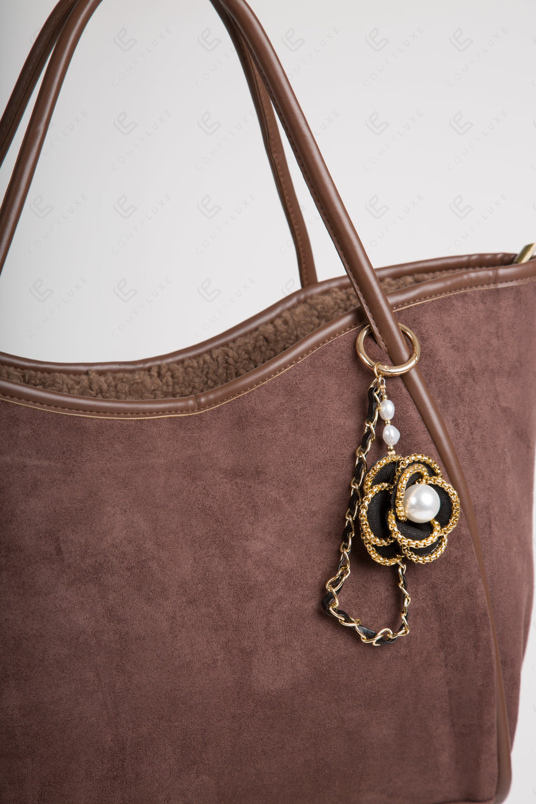 CAMELLIA KEYCHAIN/BAG CHARM KEYCHAINS