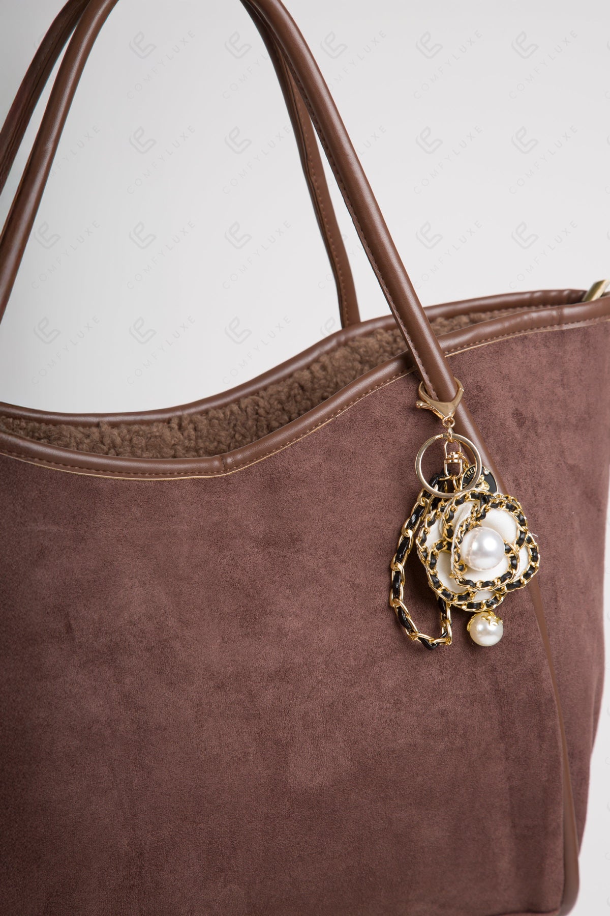 CAMELLIA KEYCHAIN/BAG CHARM KEYCHAINS