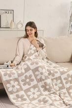 Load image into Gallery viewer, CHECKERED &amp; DAISY PATTERN THROW BLANKET BEIGE THROW BLANKETS
