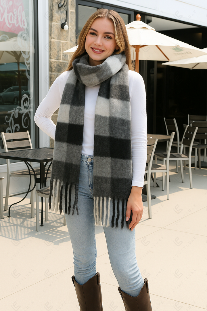 CHECKERED PATTERN SCARF BLACK SCARVES