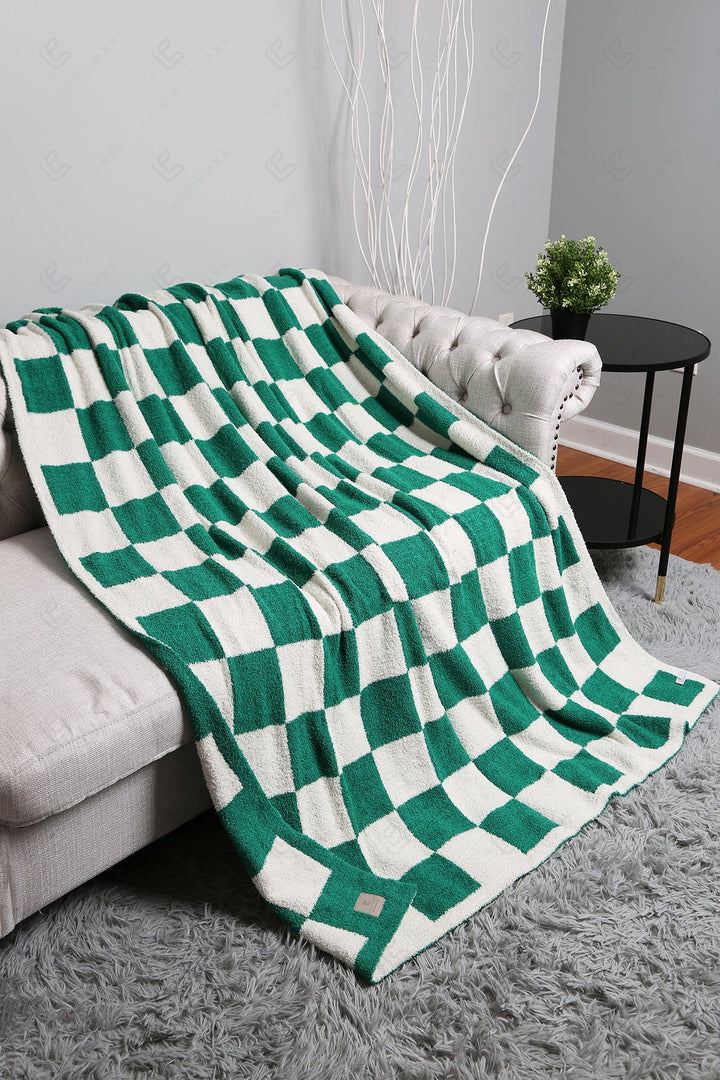 Jcl4316 Green Throw Blankets