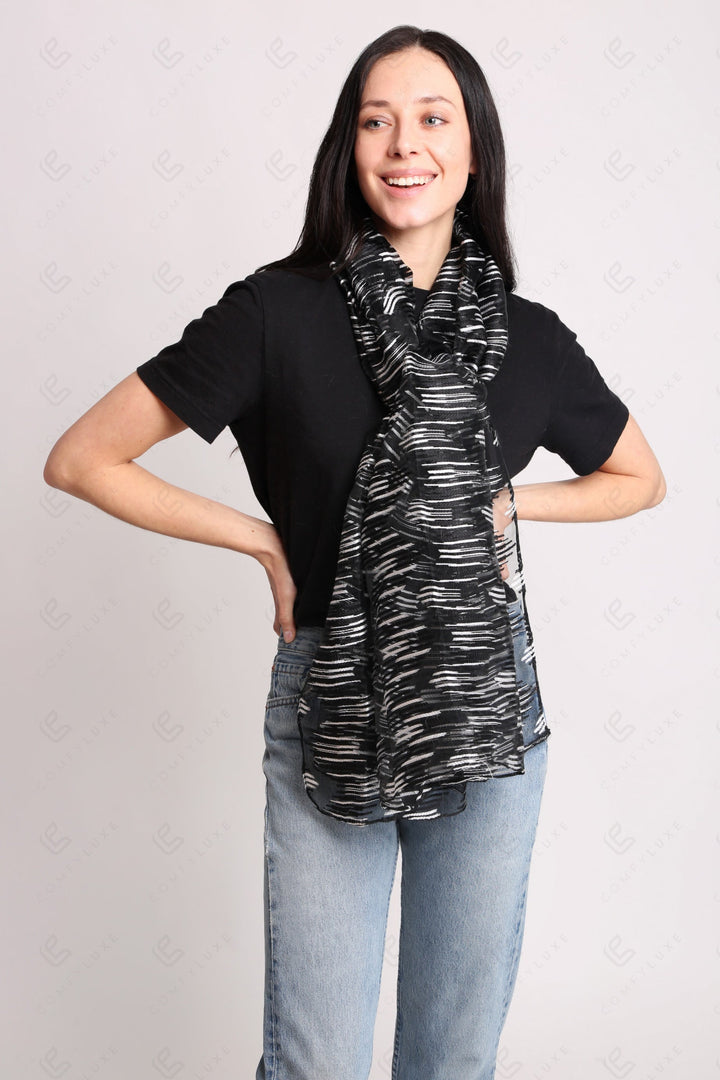 black-swatch