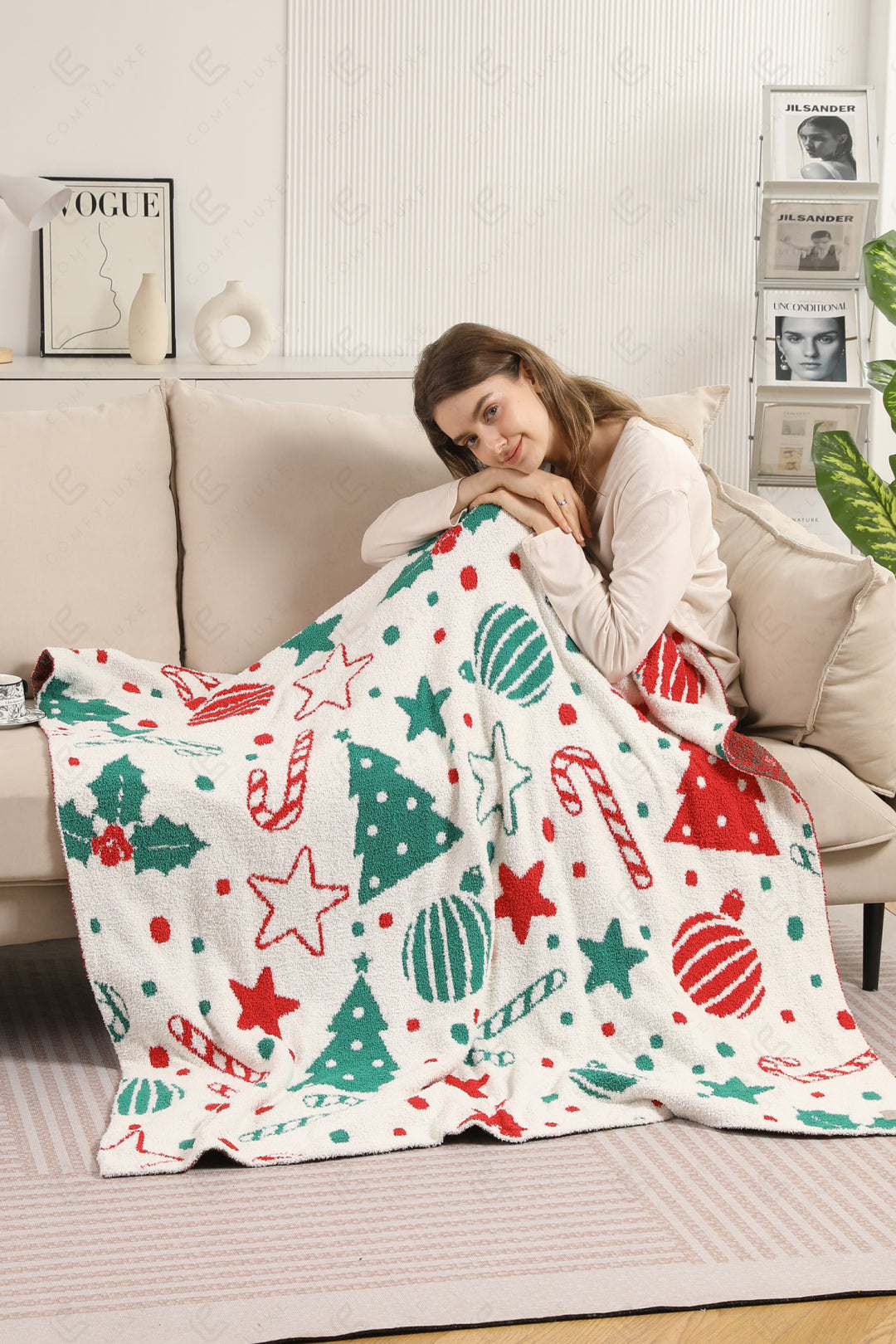 CHRISTMAS PATTERN THROW BLANKET GREEN/RED THROW BLANKETS