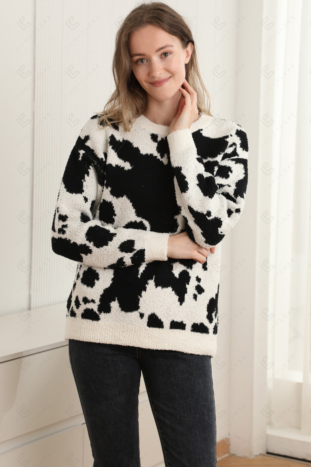 COW PATTERN SWEATER APPAREL