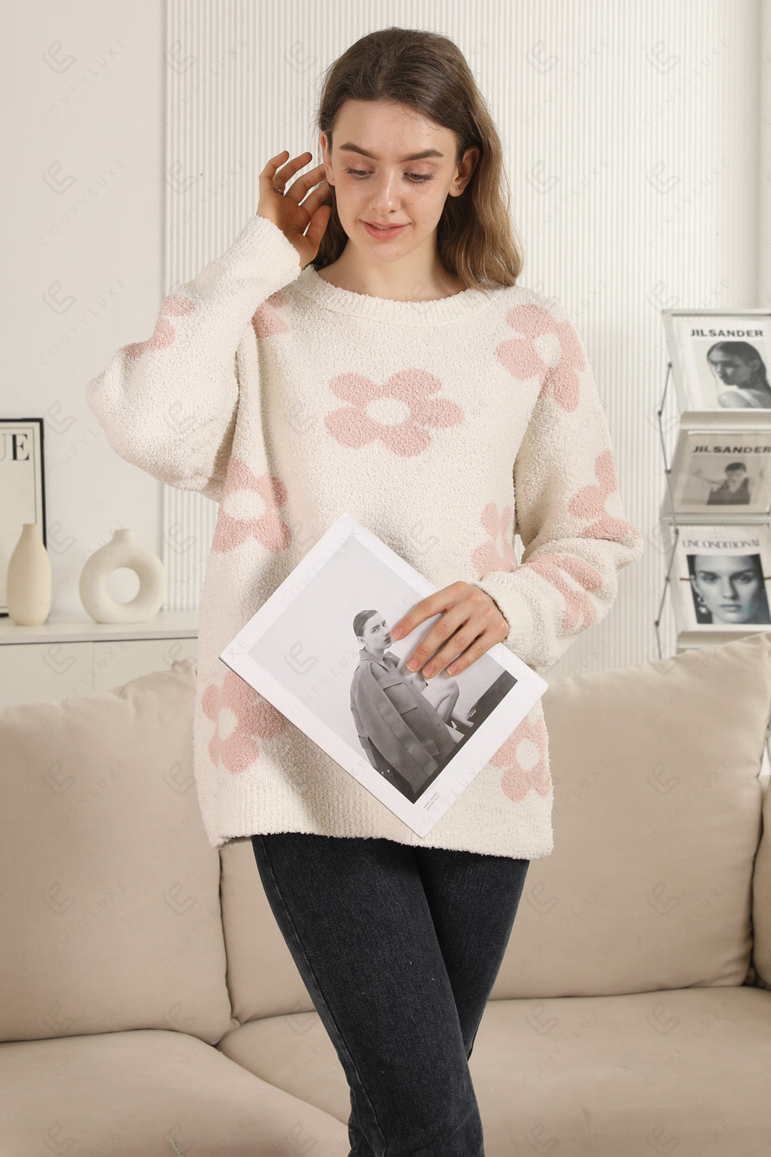 DAISY PATTERN SWEATER APPAREL