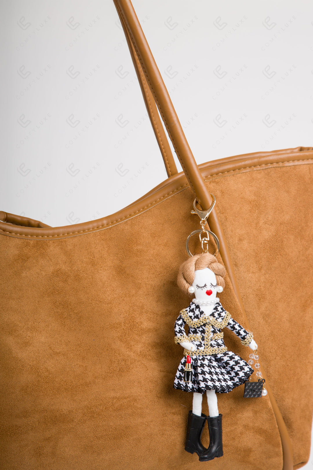 DOLL IN DRESS KEYCHAIN/BAG CHARM BLACK/WHITE KEYCHAINS