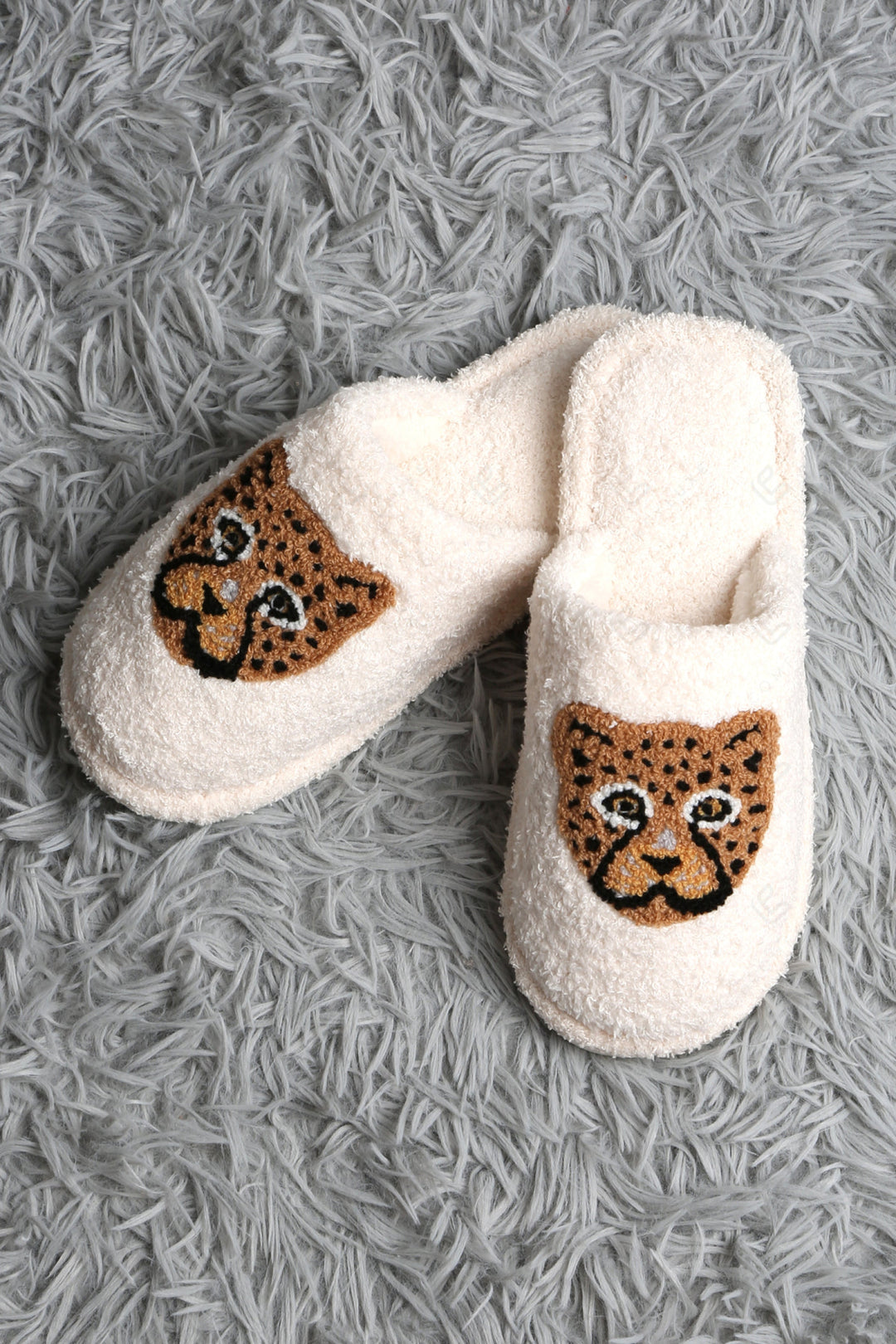 FROG PATTERN SLIPPERS SLIPPERS/SLIDES