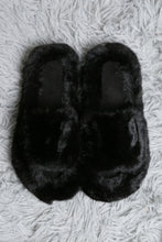 Load image into Gallery viewer, Jcl6115 Slippers/Slides
