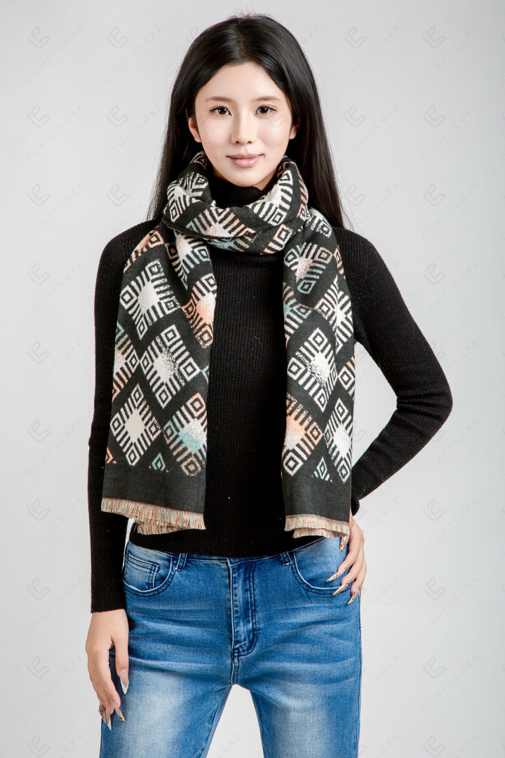 GEOMETRIC PATTERN SCARF BLACK SCARVES
