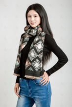 Load image into Gallery viewer, GEOMETRIC PATTERN SCARF SCARVES
